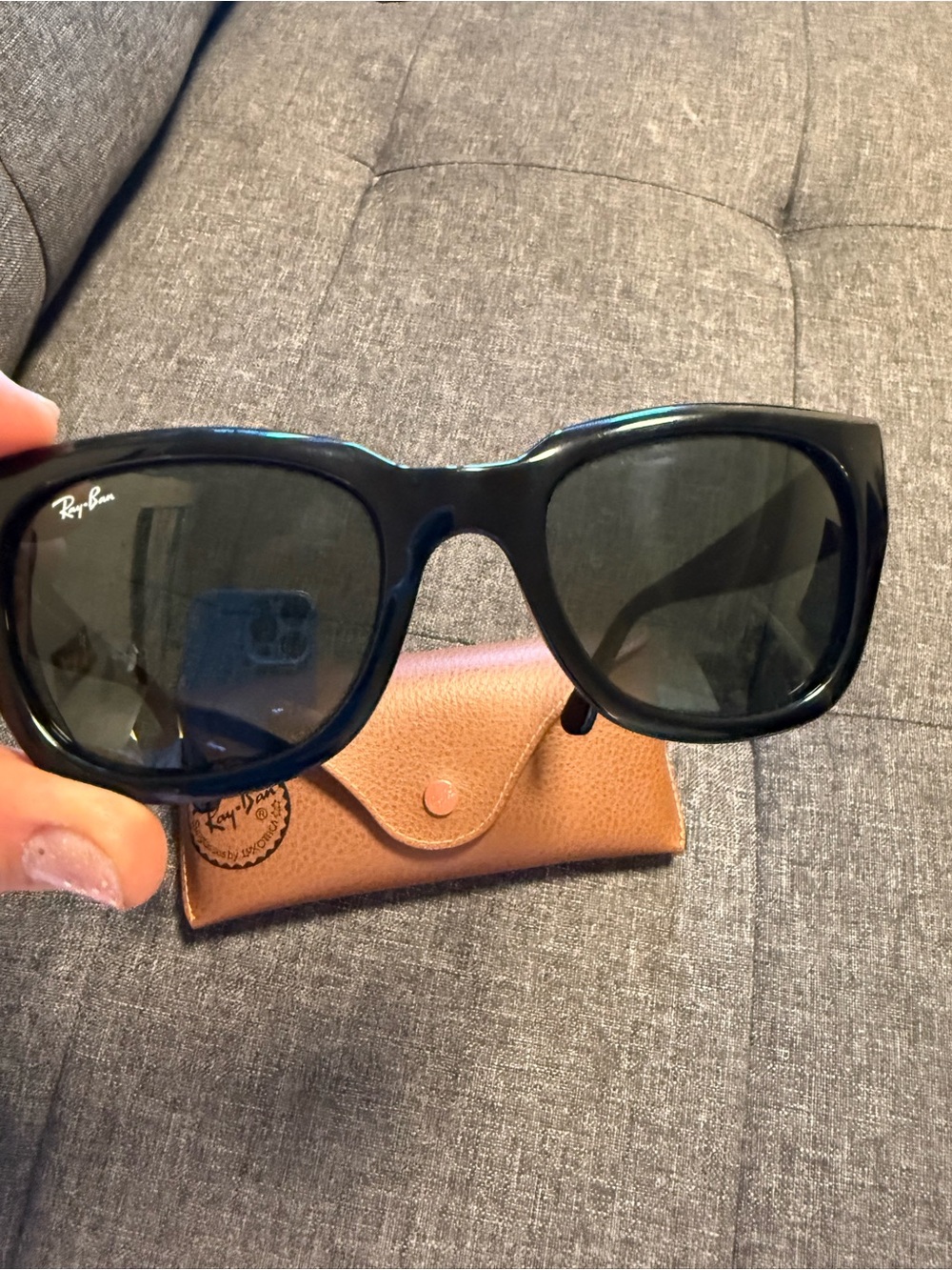 Women’s Black Ray Ban Sunglasses Rb4178 601/71 52mm